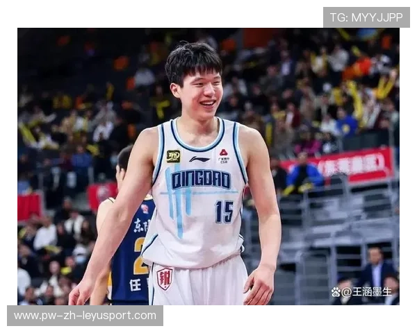 杨瀚森再创高光:用青春与努力缔造持续高光时刻。 杨瀚森再创高光:用青春与努力缔造持续高光时刻。